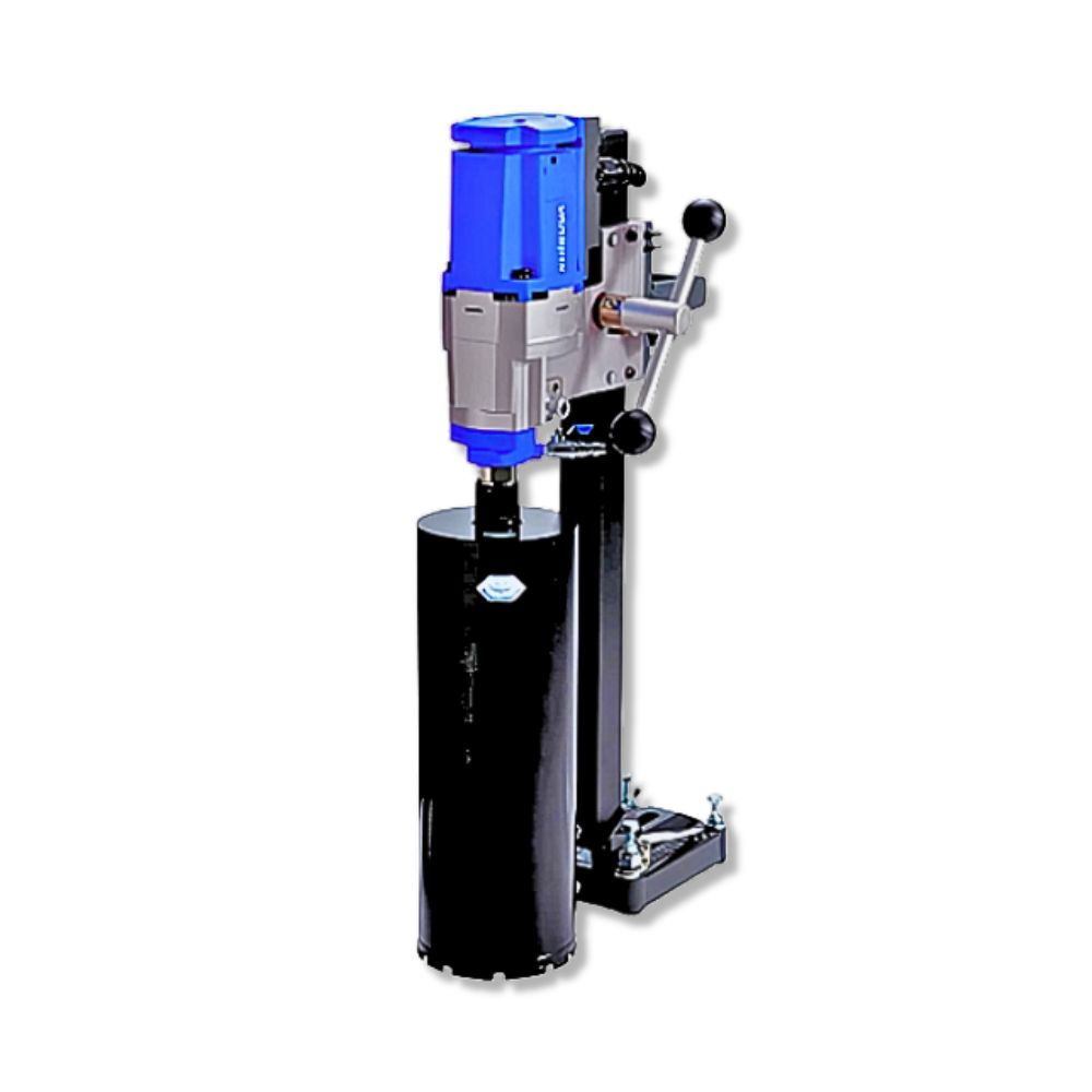 Light core drilling machine with water collector