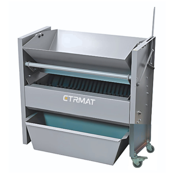 Aggregates large sample splitter with rubber wheels